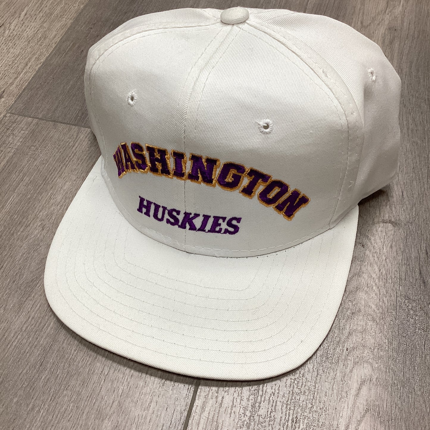 Washington Huskies SnapBack